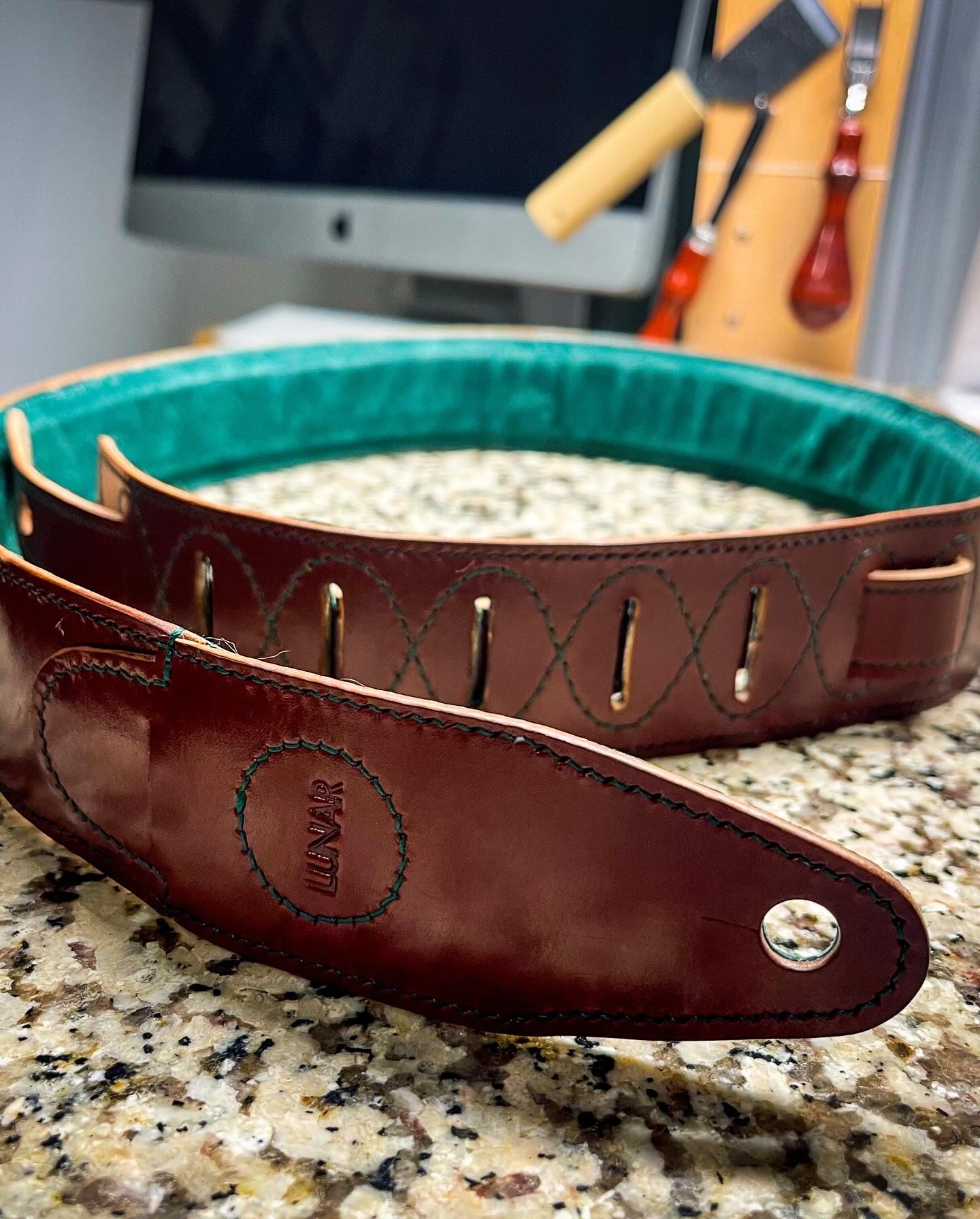 CUSTOM - Guitar strap