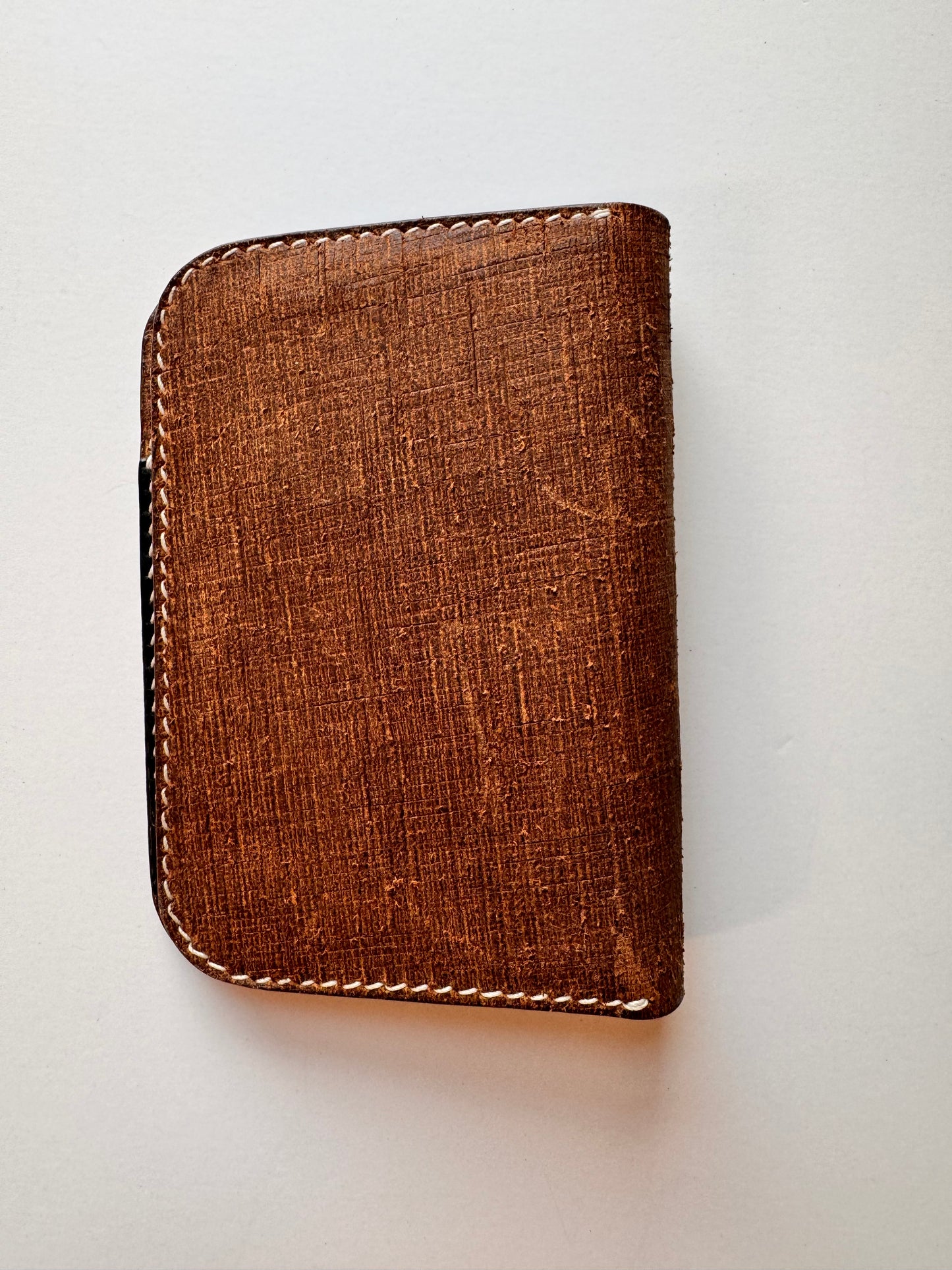 Handcrafted Bonsun Vertical Bifold Wallet – Premium Leather & Timeless Design