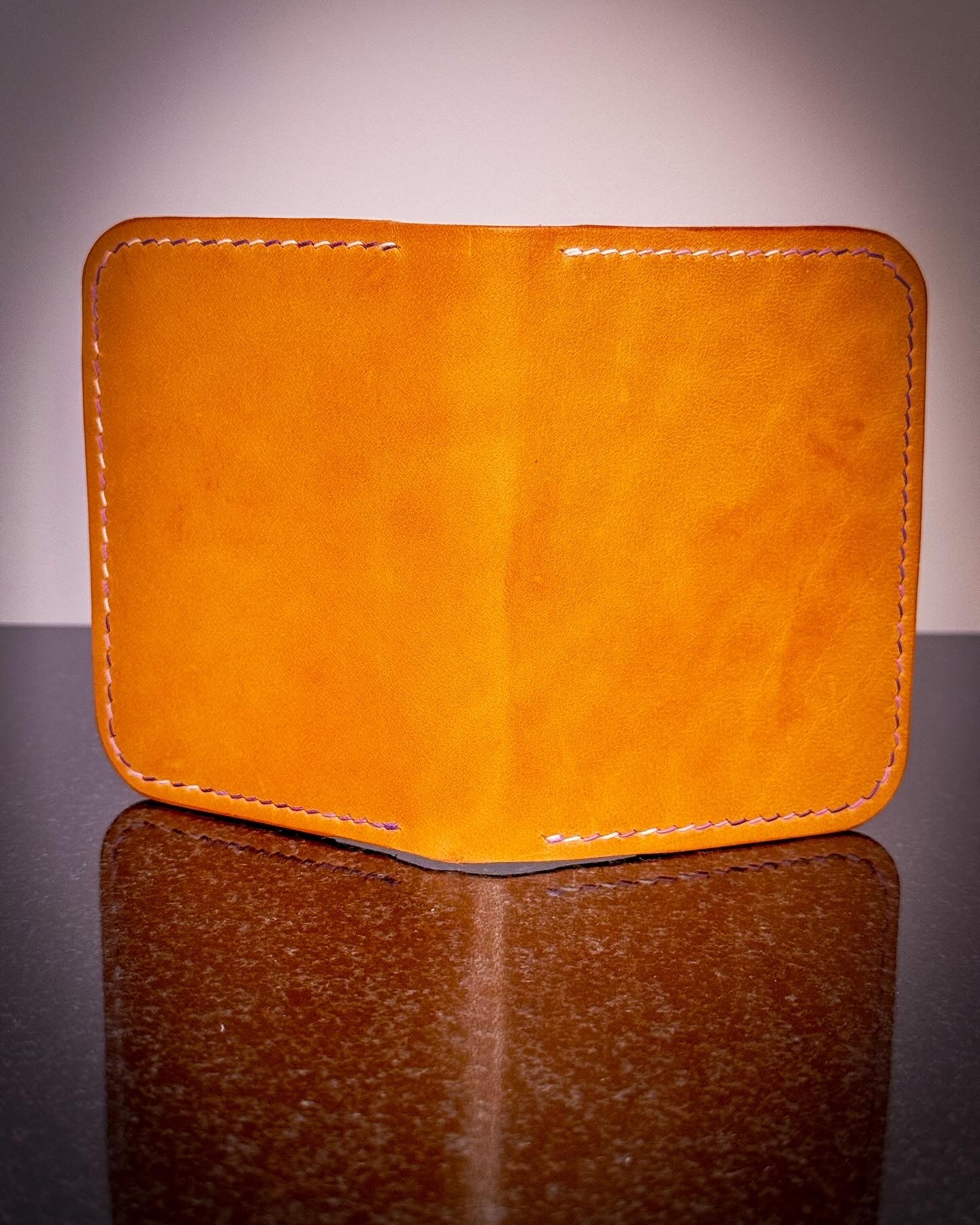 Handcrafted Bonsun Vertical Bifold Wallet – Premium Leather & Timeless Design